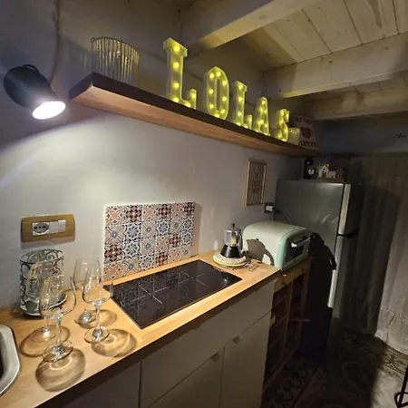 Lola's Apartment *