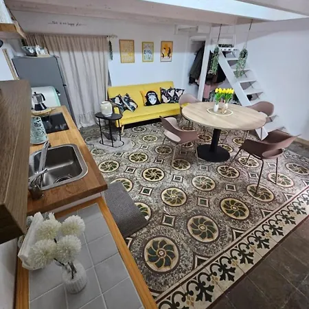 Apartment Lola's *