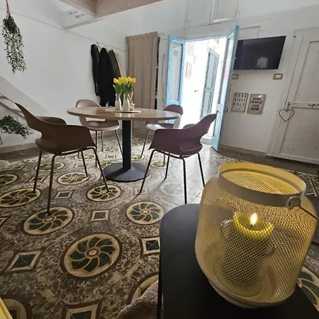 Apartment Lola's